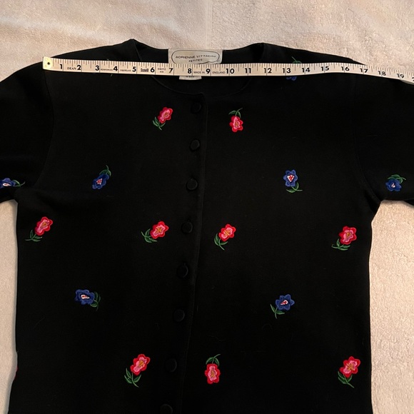 Black Cardigan Size SP Adrienne Vittadini  with pink & blue  Embroidered Flowers - Picture 10 of 10